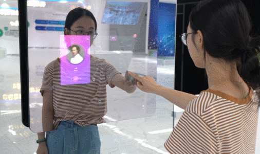 产品方案系列---互动魔镜屏方案